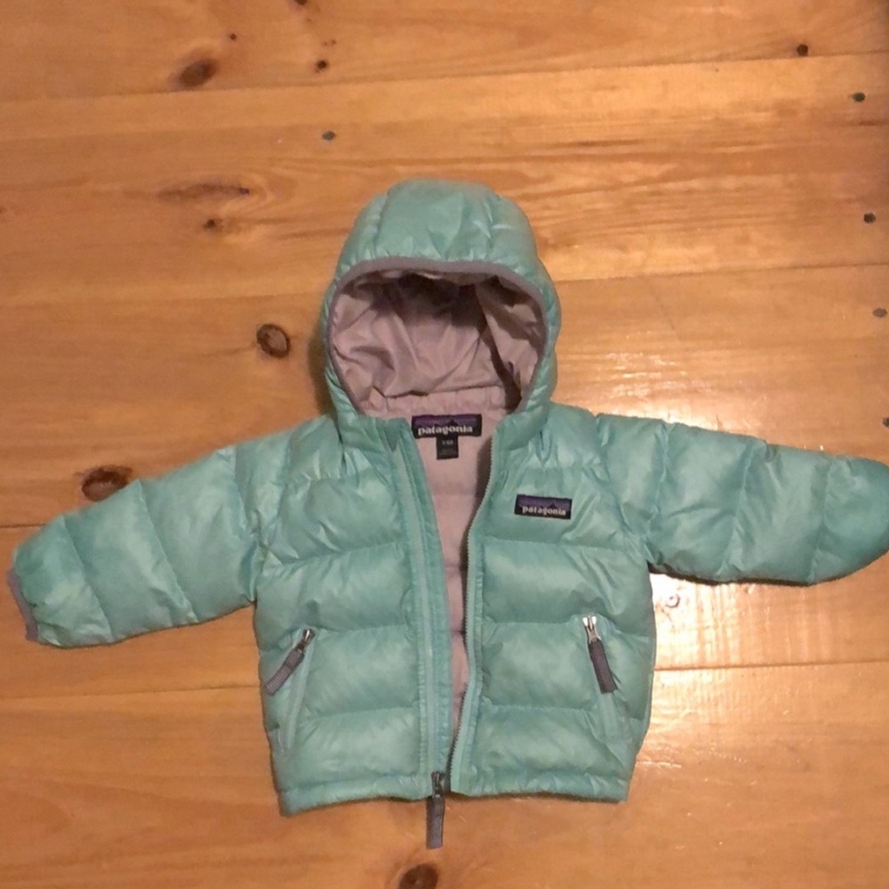Patagonia Puffer Jacket. Excellent condition. Size 3-6 months!